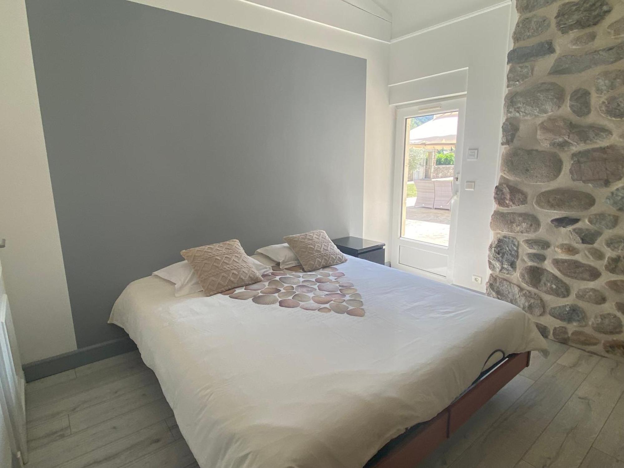 Bed and Breakfast Domaine Les Buis Saint-Fortunat-sur-Eyrieux Esterno foto