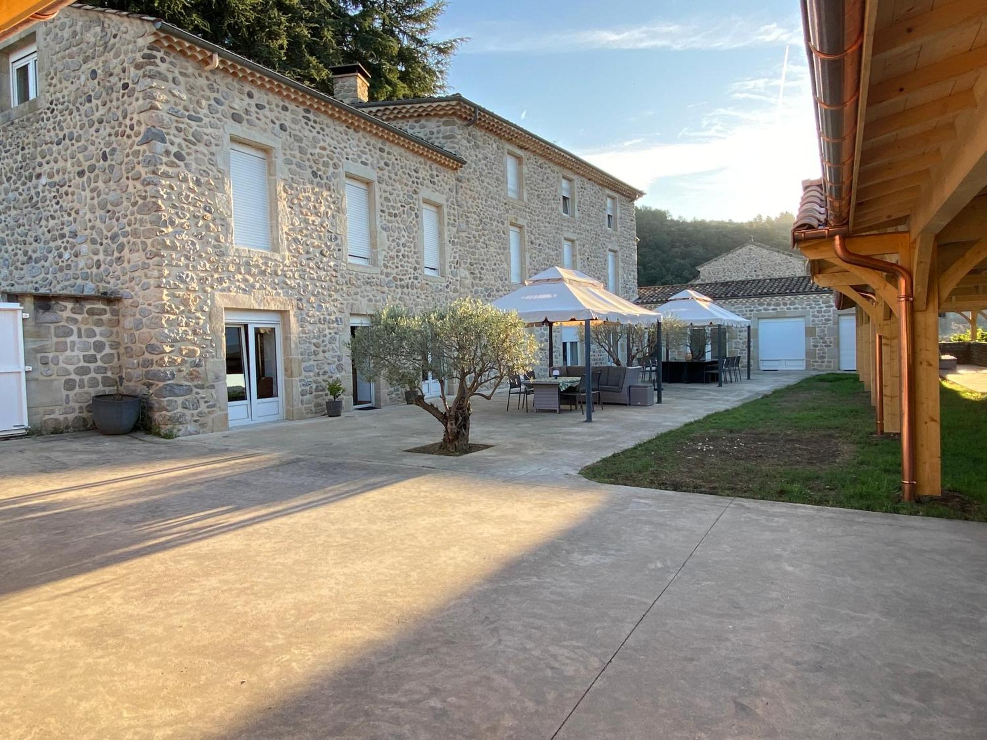 Bed and Breakfast Domaine Les Buis Saint-Fortunat-sur-Eyrieux Esterno foto